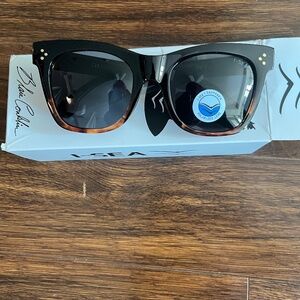 Brand new I-Sea sunglasses